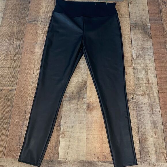 Assets by Spanx Black Faux Leather High Rise Leggings - Picture 10 of 11